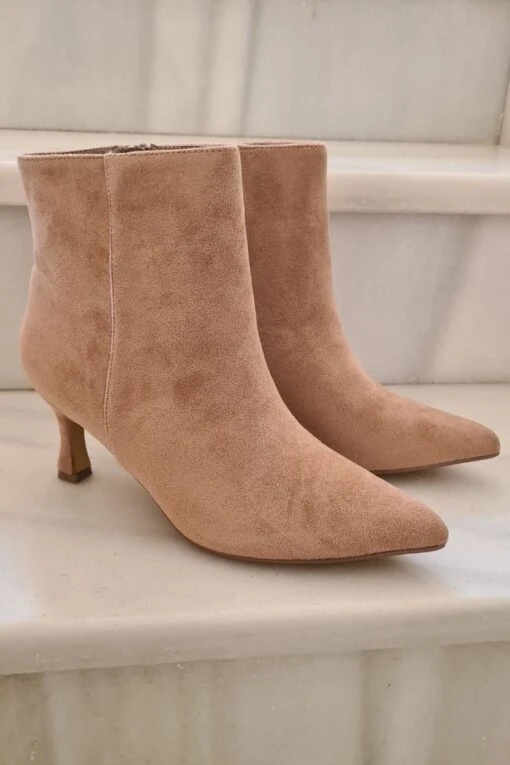Stiefelette Bilbao -Mode Dessous Geschäft Anadirunsubtitulo 2022 09 05T184305.400