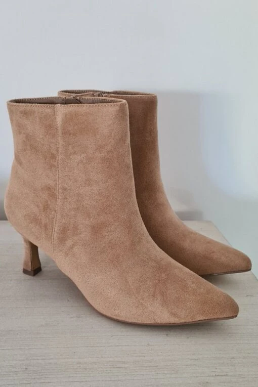 Stiefelette Bilbao -Mode Dessous Geschäft Anadirunsubtitulo 2022 09 05T184742.337