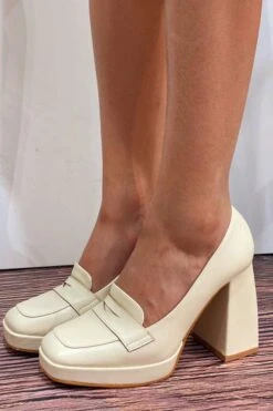 Gaia Beige Sandale Mit Absatz -Mode Dessous Geschäft Anadirunsubtitulo 2022 09 13T161107.160