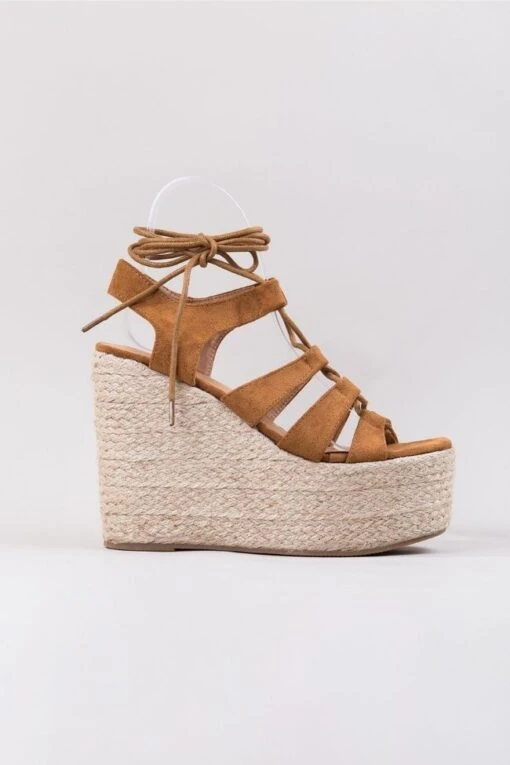 Albanische Sandalen Aus Braunem Leder -Mode Dessous Geschäft Disenosintitulo 2022 02 11T140912.446
