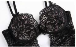Körper Mutig -Mode Dessous Geschäft body brave pasarelle 7