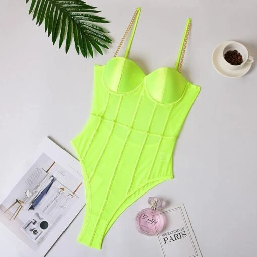 Körper Lise -Mode Dessous Geschäft body lise pasarelle 1