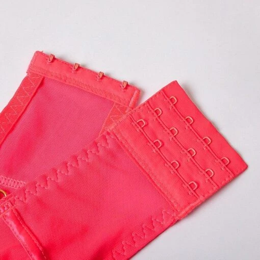 Körper Lise -Mode Dessous Geschäft body lise pasarelle 4