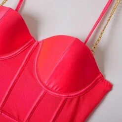 Körper Lise -Mode Dessous Geschäft body lise pasarelle 8