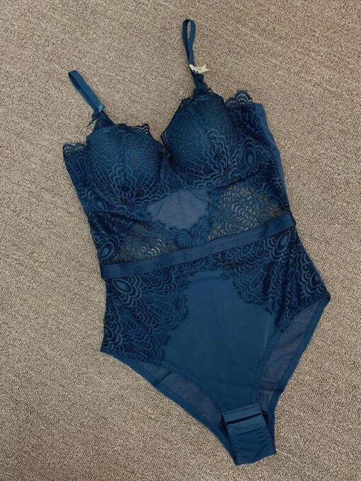 Sinnlicher Körper -Mode Dessous Geschäft body sensual pasarelle 925176