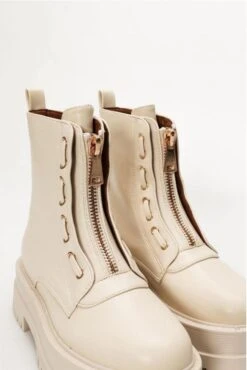 Cracovia Reißverschluss-Stiefeletten 9 Cracovia Reißverschluss-Stiefeletten -Mode Dessous Geschäft botin cremallera cracovia pasarelle 3 74110819 d4a5 46d3 8d8f c60d8580f3fb