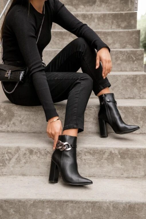 Stiefelette Kette Malta Schwarz -Mode Dessous Geschäft botines cadena malta negro pasarelle 2