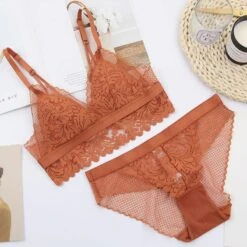 Lara Dessous Set -Mode Dessous Geschäft conjunto lenceria lara pasarelle caramelo l 784838