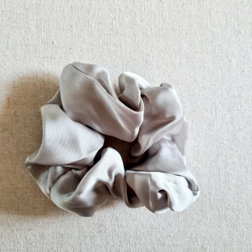 Glatter Flor Expresslieferung -Mode Dessous Geschäft goma de pelo liso envio express pasarelle gris 181070 scaled