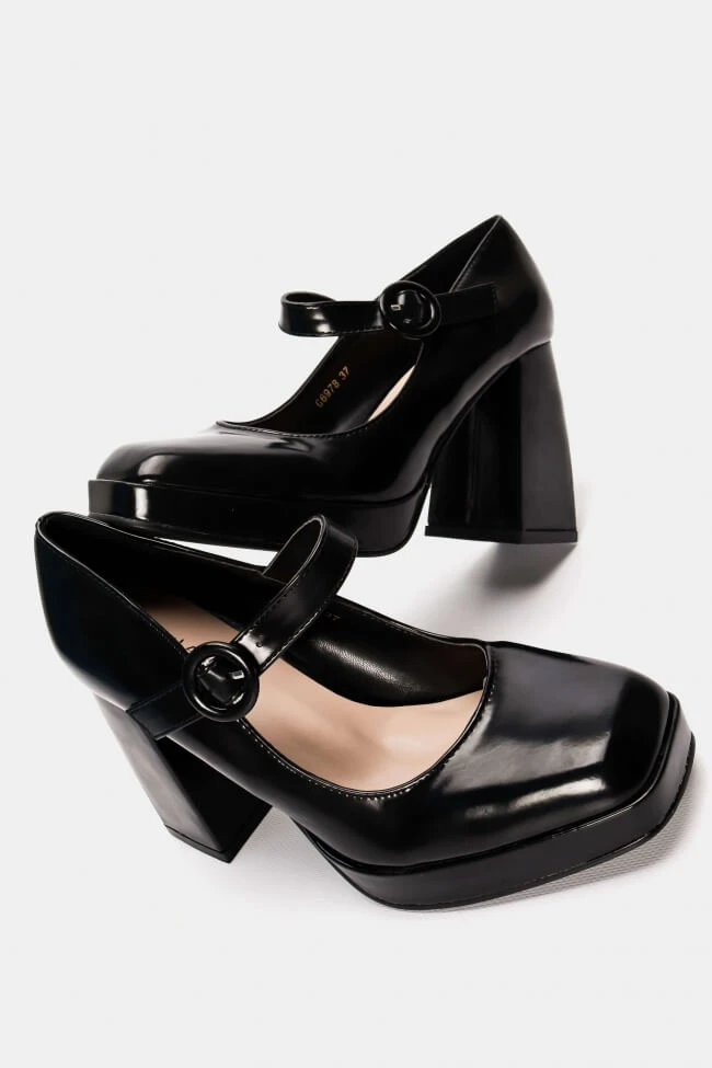 Bologna Lackleder Sandale Mit Absatz 4 Bologna Lackleder Sandale Mit Absatz – Bild 2