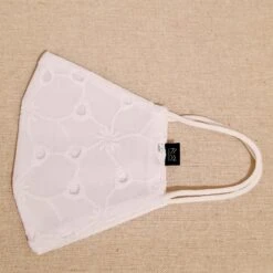 Weiße Maske -Mode Dessous Geschäft mascarilla blanca pasarelle 784129