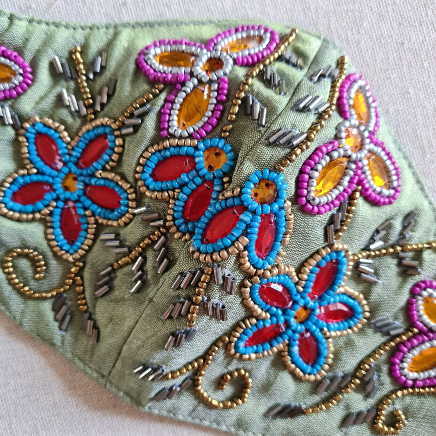 Fiesta F Maske 4 Fiesta F Maske – Bild 2