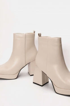 Sintra-Stiefeletten Mit Absatz -Mode Dessous Geschäft mpotakia me fiapa takouni 77099 cvnu