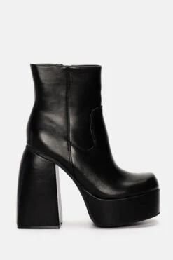 Stiefelette Absatz Locarno -Mode Dessous Geschäft mpotakia me fiapa takouni 78483 jojd