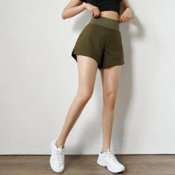 Gekreuzte Shorts -Mode Dessous Geschäft pantalones cortos cruzados pasarelle 561881
