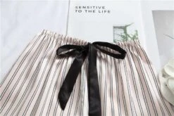 Gestreifter Pyjama -Mode Dessous Geschäft pijama de rayas pasarelle 690241