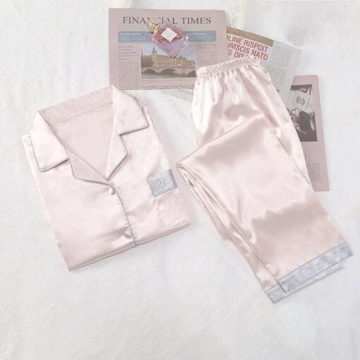 Seidenpyjama -Mode Dessous Geschäft pijama de seda pasarelle 767746