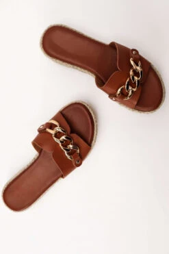 Braune Ketten-Keilsandale -Mode Dessous Geschäft platformes me diakosmitiki alusida 68215 u4wk