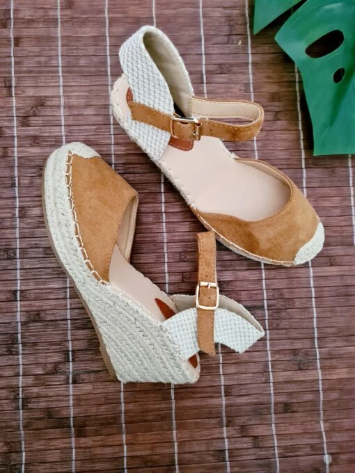 Vazane Keil-Sandale -Mode Dessous Geschäft sandalia cuna vazane pasarelle 2 scaled