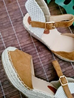 Vazane Keil-Sandale -Mode Dessous Geschäft sandalia cuna vazane pasarelle 3