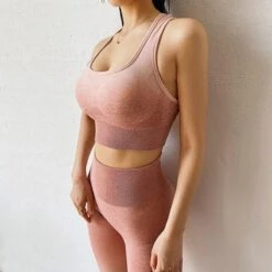 Oberer Gradiant -Mode Dessous Geschäft top gradiante pasarelle 462699