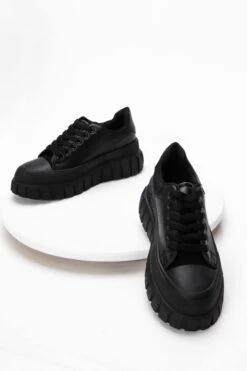 Ausbilder Luxemburg -Mode Dessous Geschäft zapatillas luxemburgo pasarelle 4 b2543b24 6635 45eb ab28 95de39ee3bd7